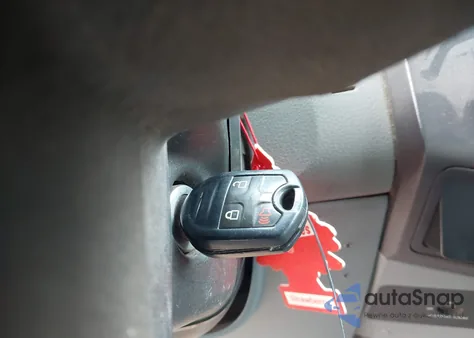 2011 Ford F-250 Xl from USA, damaged, VIN 1FT7X2A69BEB58934